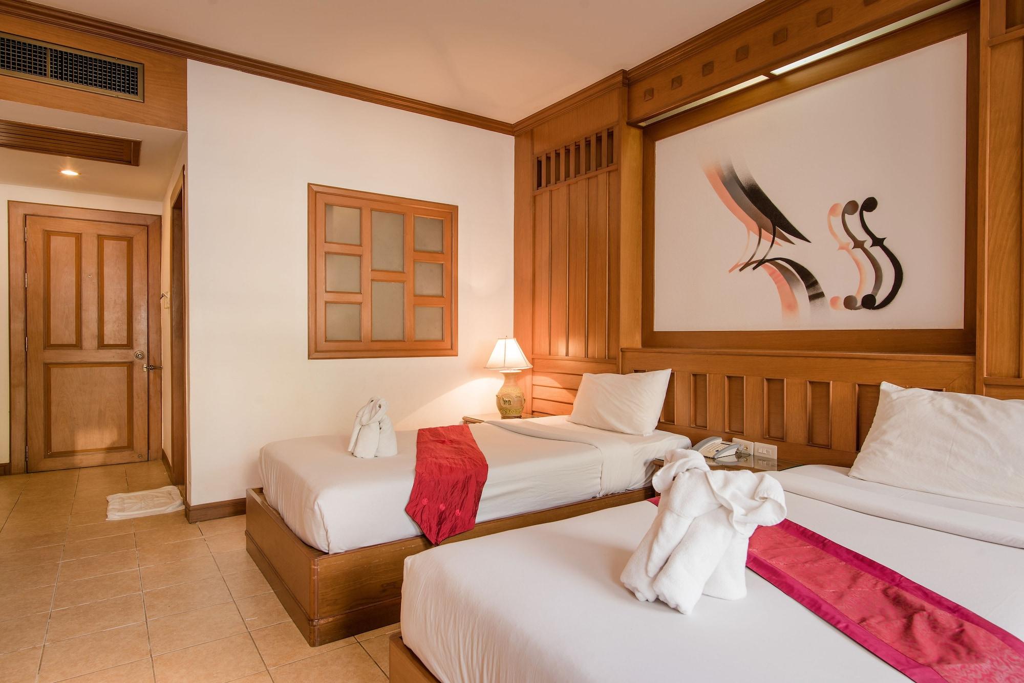 Cello Hotel Patong Eksteriør bilde