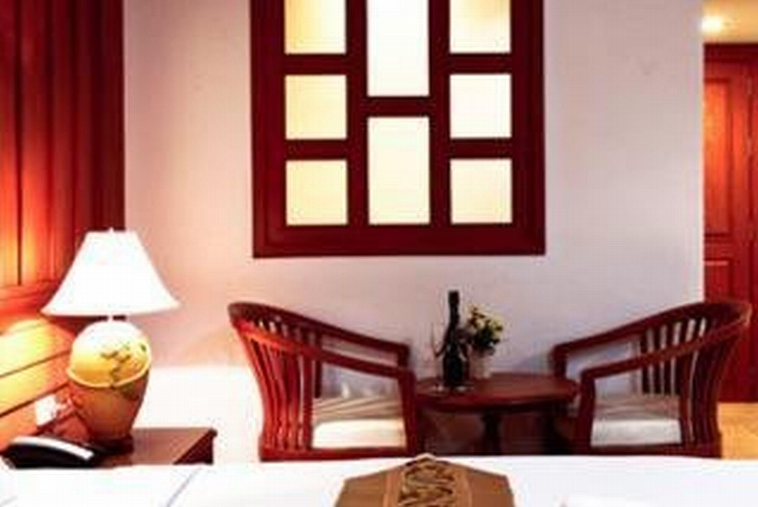 Cello Hotel Patong Eksteriør bilde