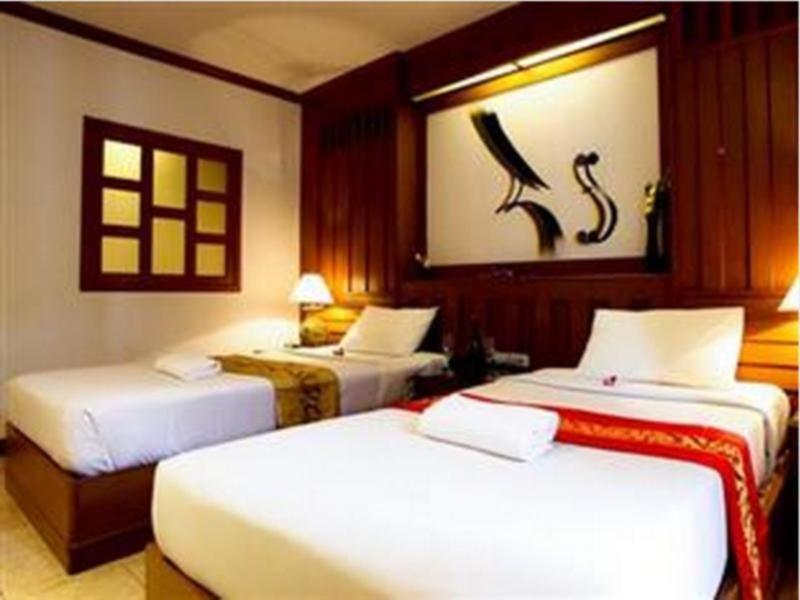 Cello Hotel Patong Eksteriør bilde
